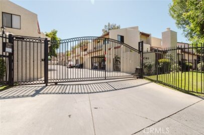8740 Willis Avenue #6 Photo